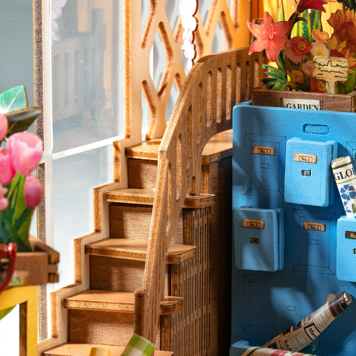 Book Nook Wood Kit – Garden House 