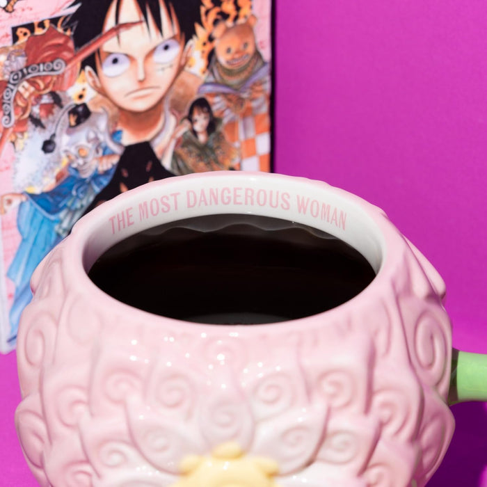 Taza 3D One Piece Nico Robin Fruta Flor-Flor primer plano