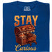 Stay Curious - Vooraanzicht T-Shirt Blauw