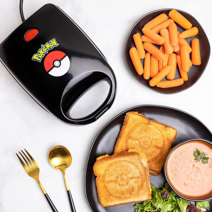 productImage-23178-pokemon-sandwich-maker-pokeball.jpg